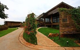 เมาน์เท่นครีก กอล์ฟ รีสอร์ท แอนด์ เรสซิเดนซ์